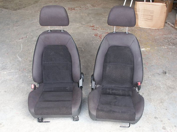 Mazda MX-5 (Miata) seats.