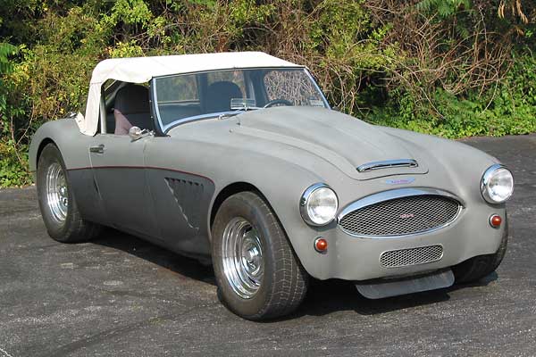 Leroy Joppa's Austin-Healey 3000 with Chevy 454 big block engine