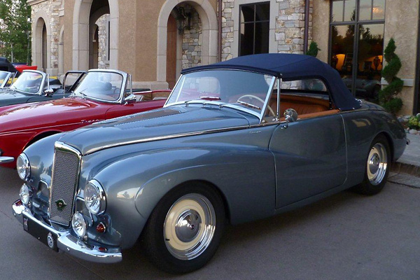 Resto-Mod: Mike Fuchs' 1953 Sunbeam Talbot Alpine with Chevy 3.4L V6 Engine