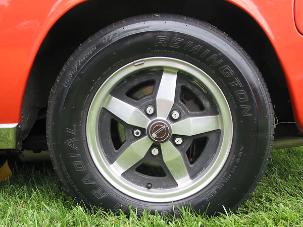 Jensen aluminum wheel