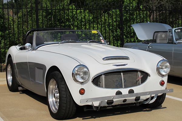 Richard Wright's Chevy V8 327 powered 1960 Austin Healey 3000