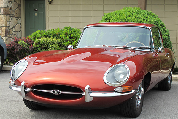 1967 Jaguar XKE 2+2.