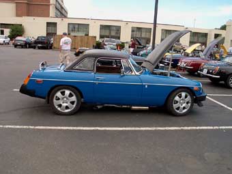 Kelly Stevenson's MGB (Ford 302)