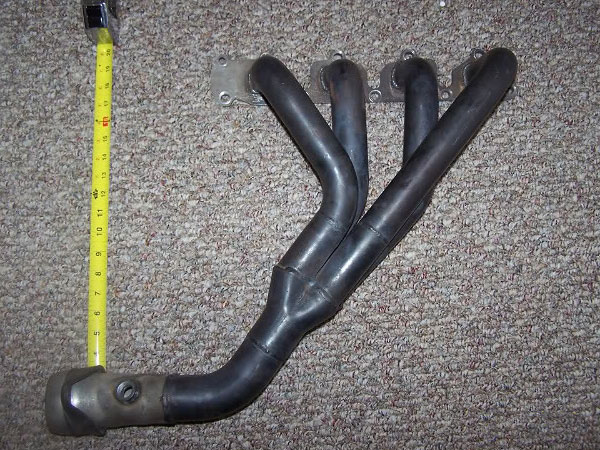 Pontiac Solstice tri-y (4-2-1) exhaust header.