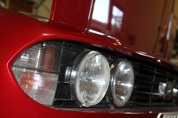 Close up of front grille, now recessed.