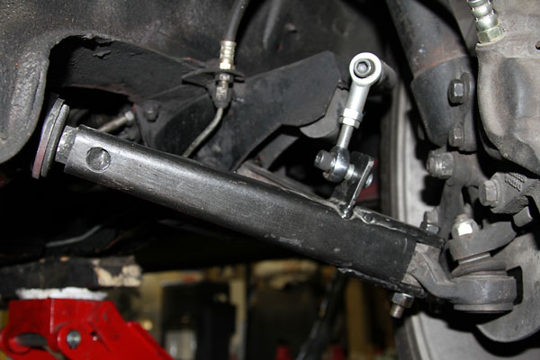 Monarch Stags uprated front anti-roll bar.