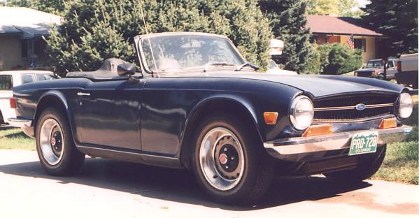 Bill Llewellin's Triumph TR6, powered by a Ford 302cid V8