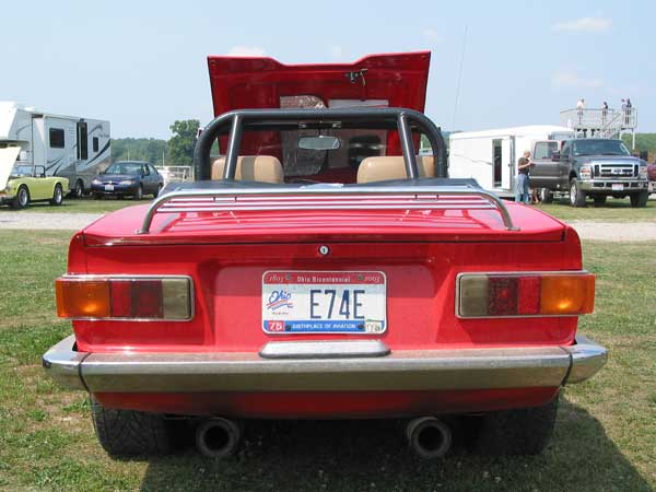 Roll hoop and luggage rack.