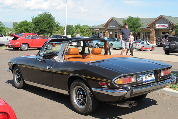 Triumph Stag V8 versus Rover V8