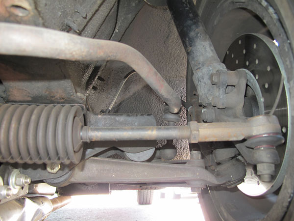 McPherson strut front suspension.