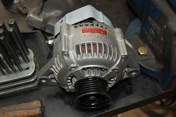 Toyota alternator