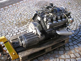 Tatra 613-4
