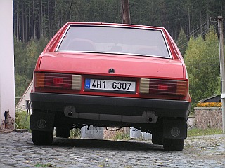 Tatra 613-3
