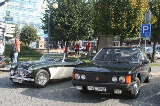 Tatra 613-3