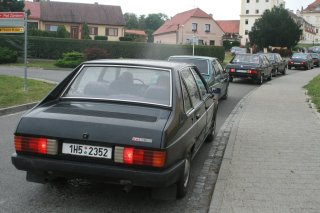 Tatra 613-3