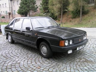 Tatra 613-3