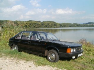 Tatra 613-3