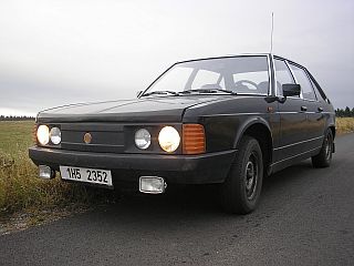 Tatra 613-3